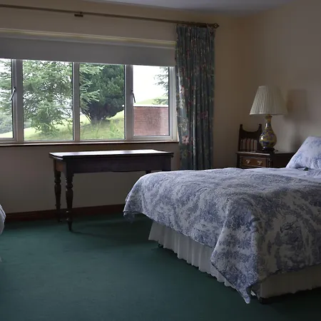 Oda ve Kahvaltı White Hill