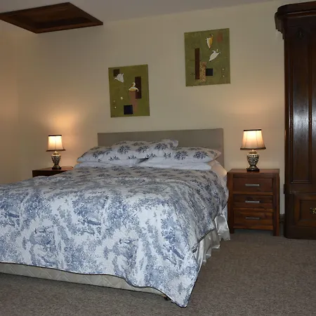 Oda ve Kahvaltı White Hill 3*