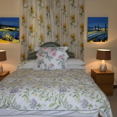 Oda ve Kahvaltı White Hill 3*